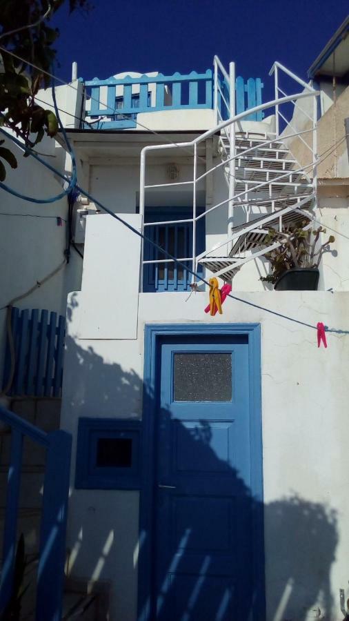 Traditional Renovated House In The Centre Of アナフィ エクステリア 写真